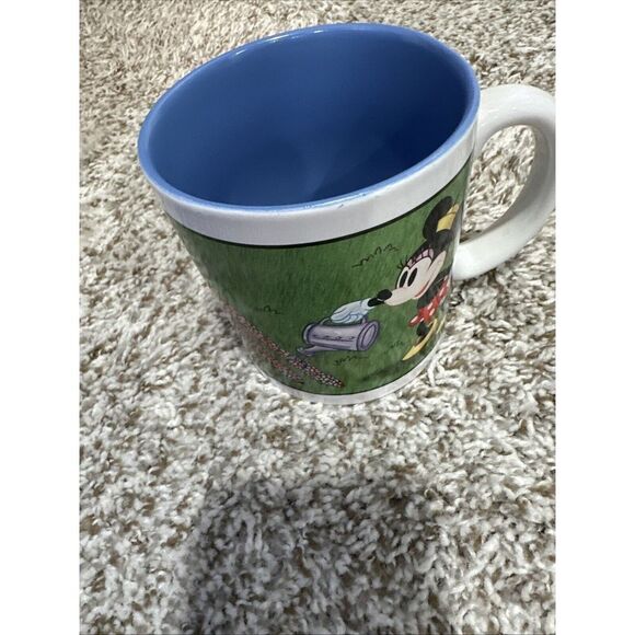 Disney Store Minnie‎ Mouse #1 MOM Jumbo Coffee Mug  Watering Flower Garden 18oz - Picture 6 of 6